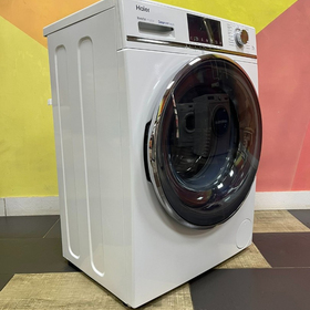 Стиральная машина Haier HW70-BP12758