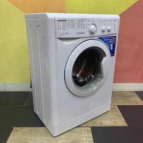 Стиральная машина Indesit IWSC 51051 BY