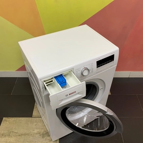 Стиральная машина Bosch WLN24240OE